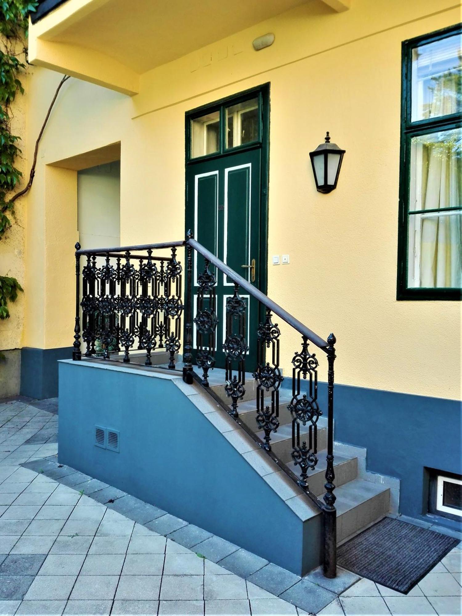 Hotel Schneider-Goessl Bécs Szoba fotó